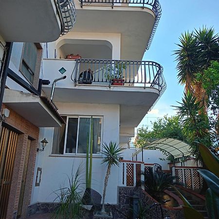 Casa Vacanza Riviera Dei Saraceni เตรบิซาคเซ ภายนอก รูปภาพ