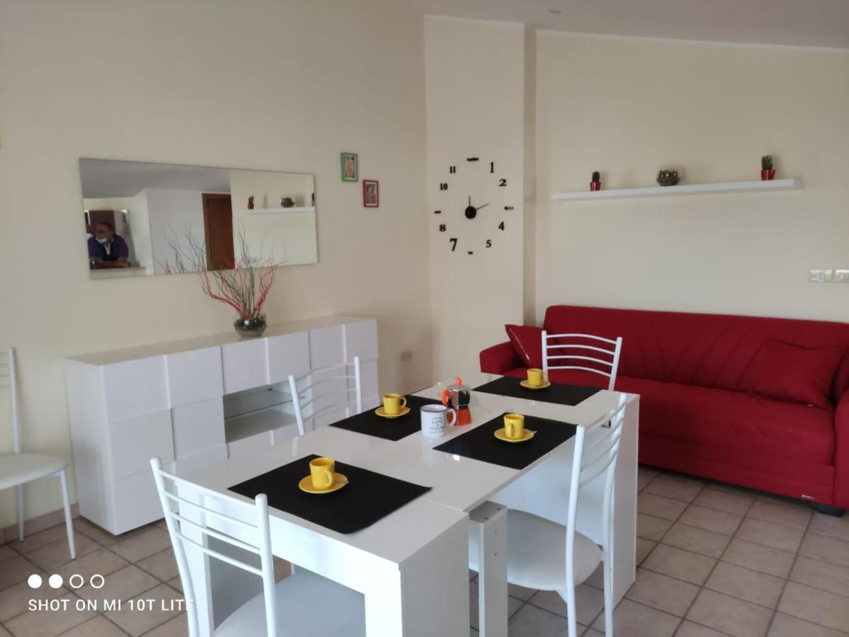 Casa Vacanza Riviera Dei Saraceni เตรบิซาคเซ ภายนอก รูปภาพ