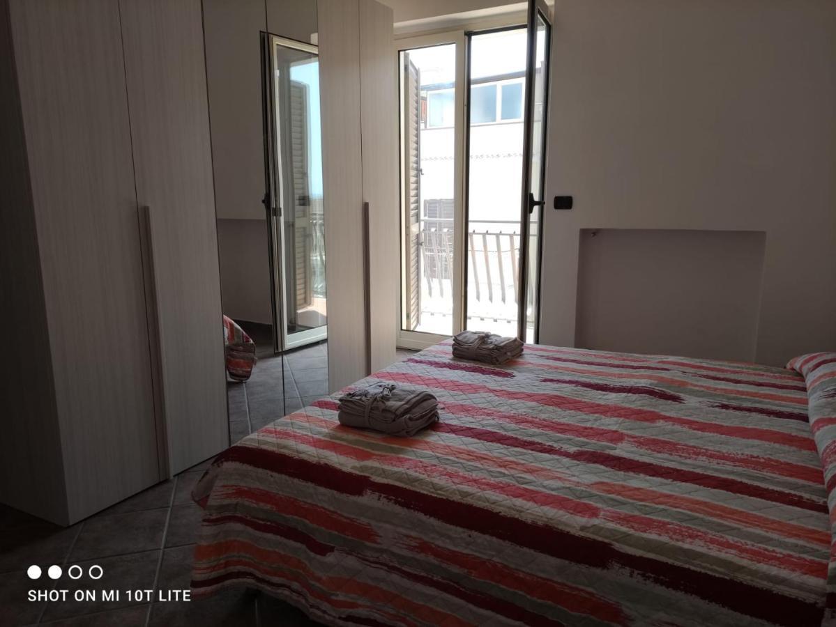 Casa Vacanza Riviera Dei Saraceni เตรบิซาคเซ ภายนอก รูปภาพ