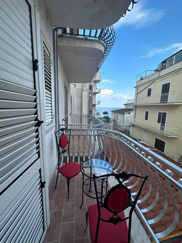 Casa Vacanza Riviera Dei Saraceni เตรบิซาคเซ ภายนอก รูปภาพ