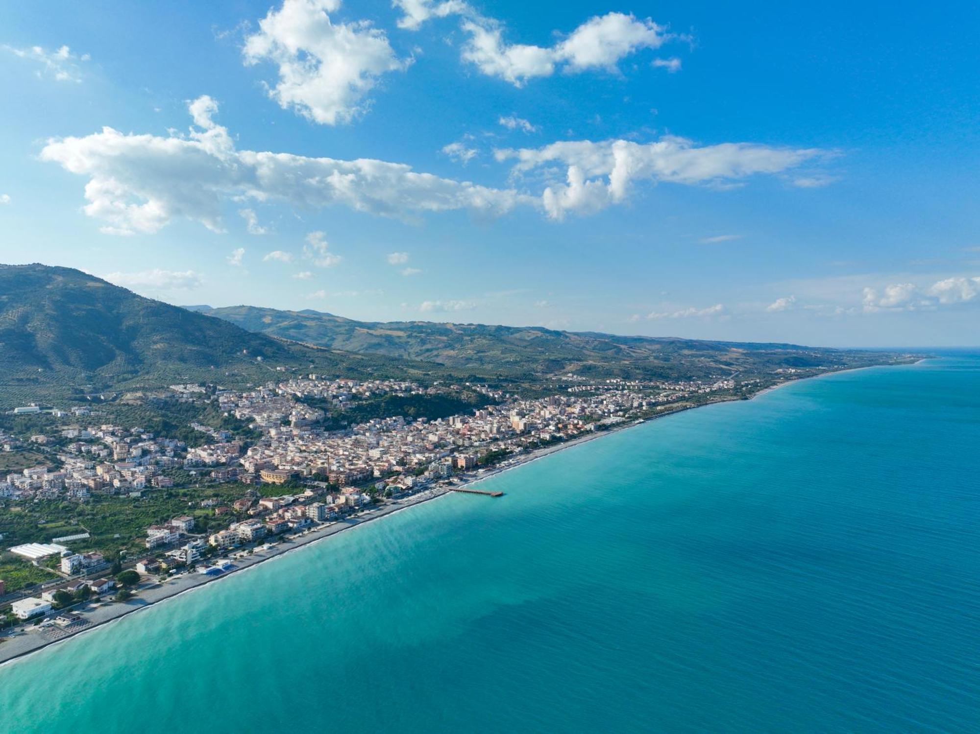 Casa Vacanza Riviera Dei Saraceni เตรบิซาคเซ ภายนอก รูปภาพ